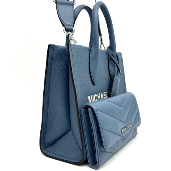 Michael Kors Mirella Small Crossbody Bag & Quilted Trifold Wallet Denim - Picture 4 of 12